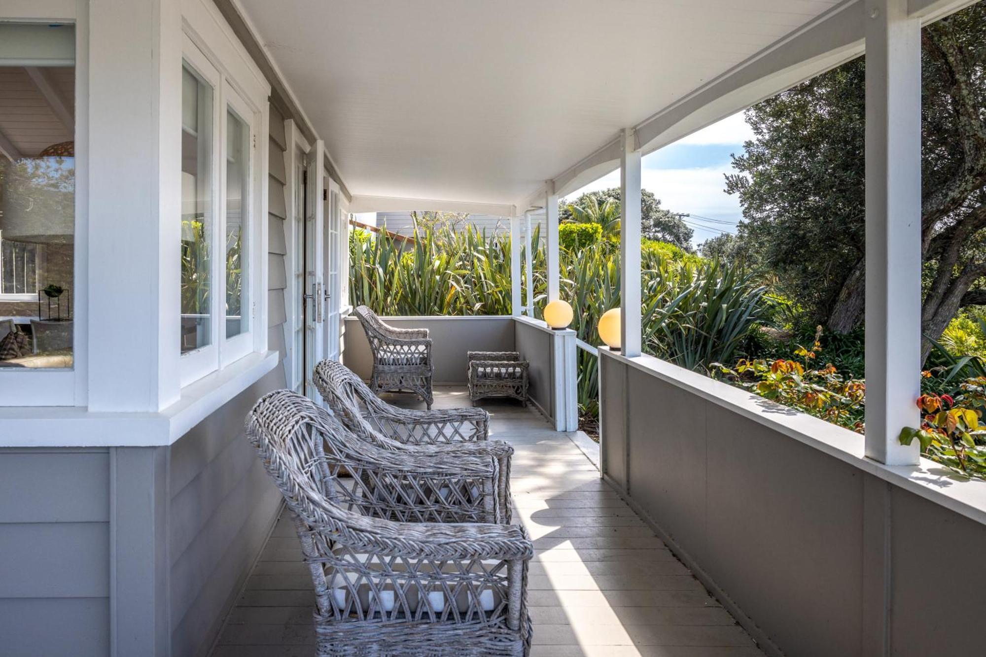 Cape - Waiheke Holiday home Oneroa