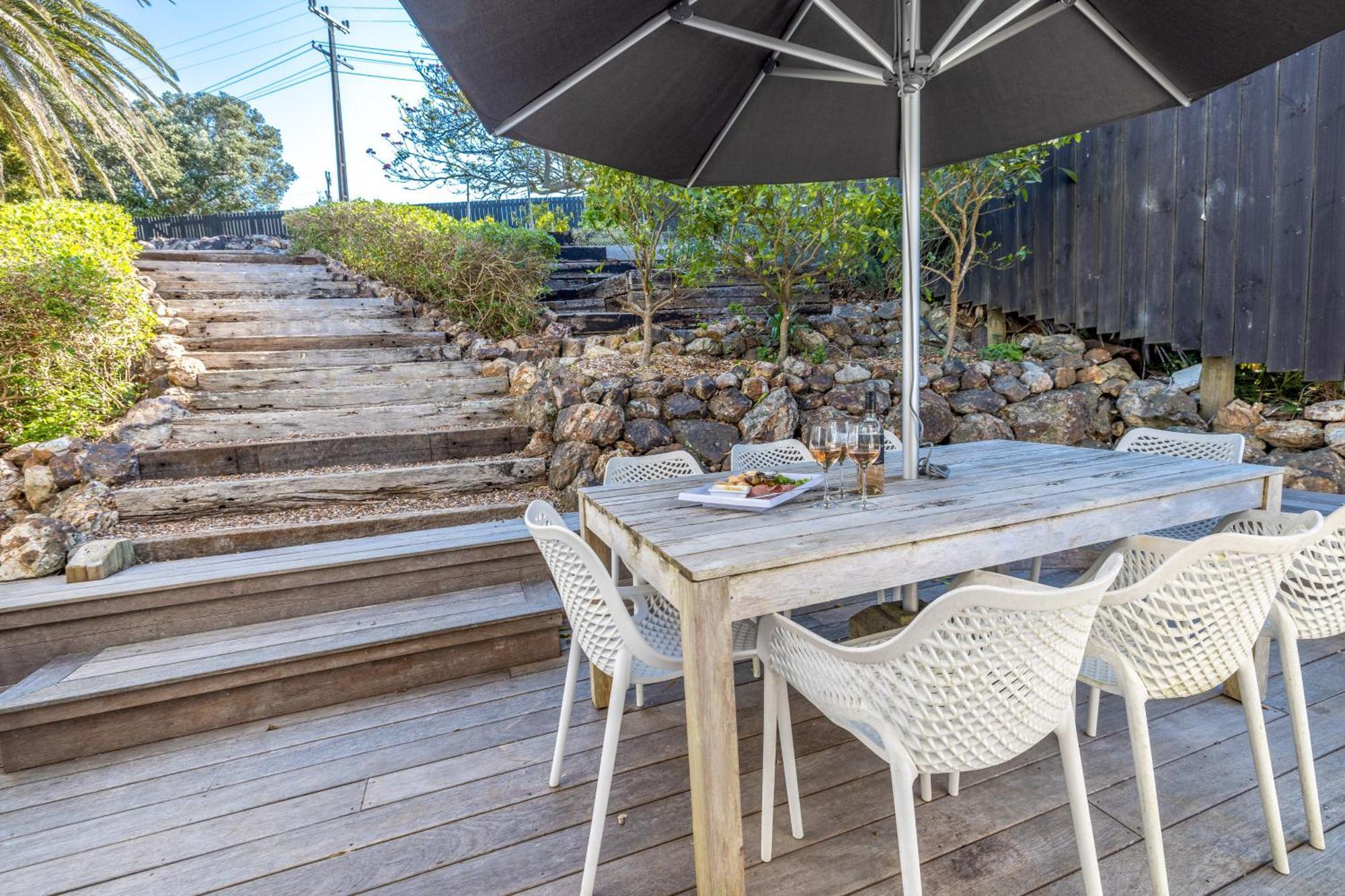 Cape - Waiheke Holiday home